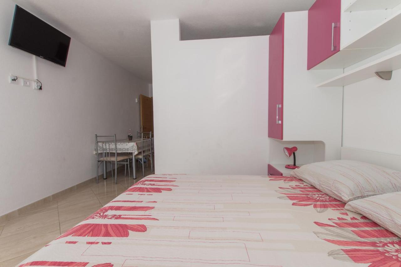 Studio Apartments Zloic In Krvavica Luaran gambar
