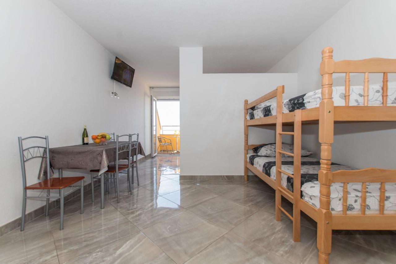 Studio Apartments Zloic In Krvavica Luaran gambar