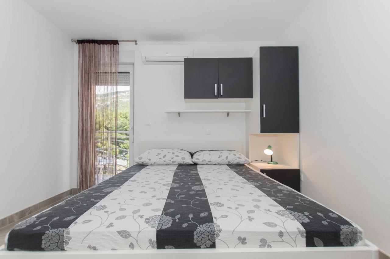 Studio Apartments Zloic In Krvavica Luaran gambar