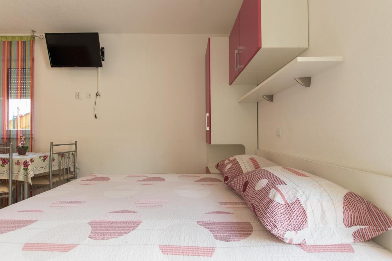 Studio Apartments Zloic In Krvavica Luaran gambar