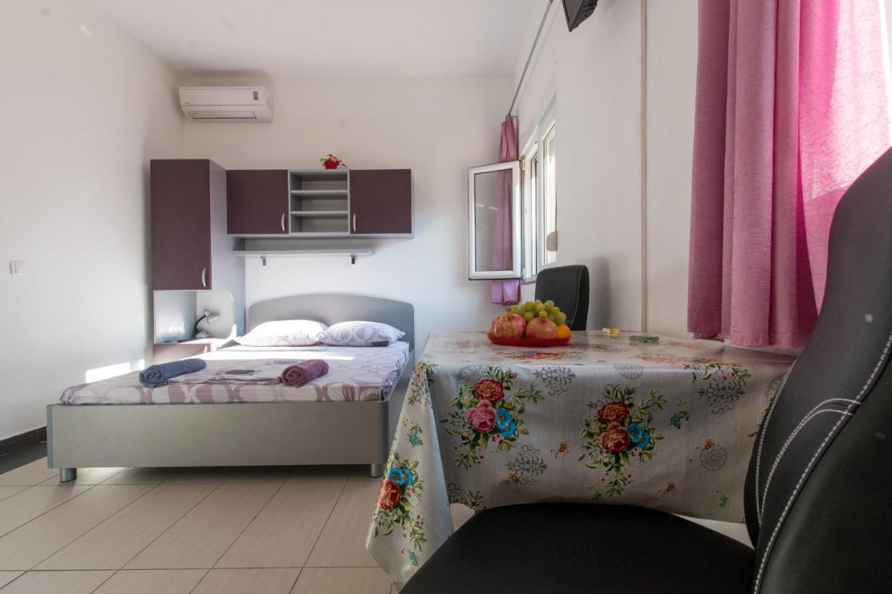 Studio Apartments Zloic In Krvavica Luaran gambar