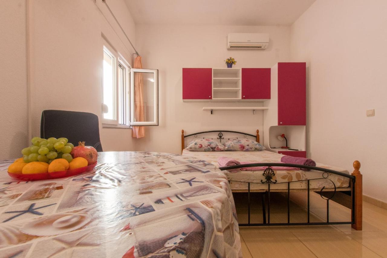 Studio Apartments Zloic In Krvavica Luaran gambar
