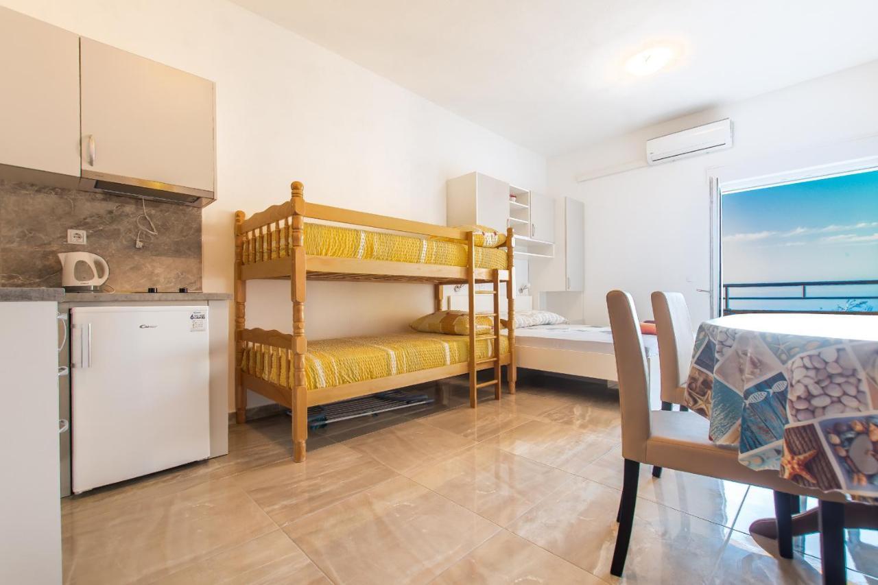 Studio Apartments Zloic In Krvavica Luaran gambar